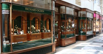 Independent jeweller shopfront Sakakini Horsham